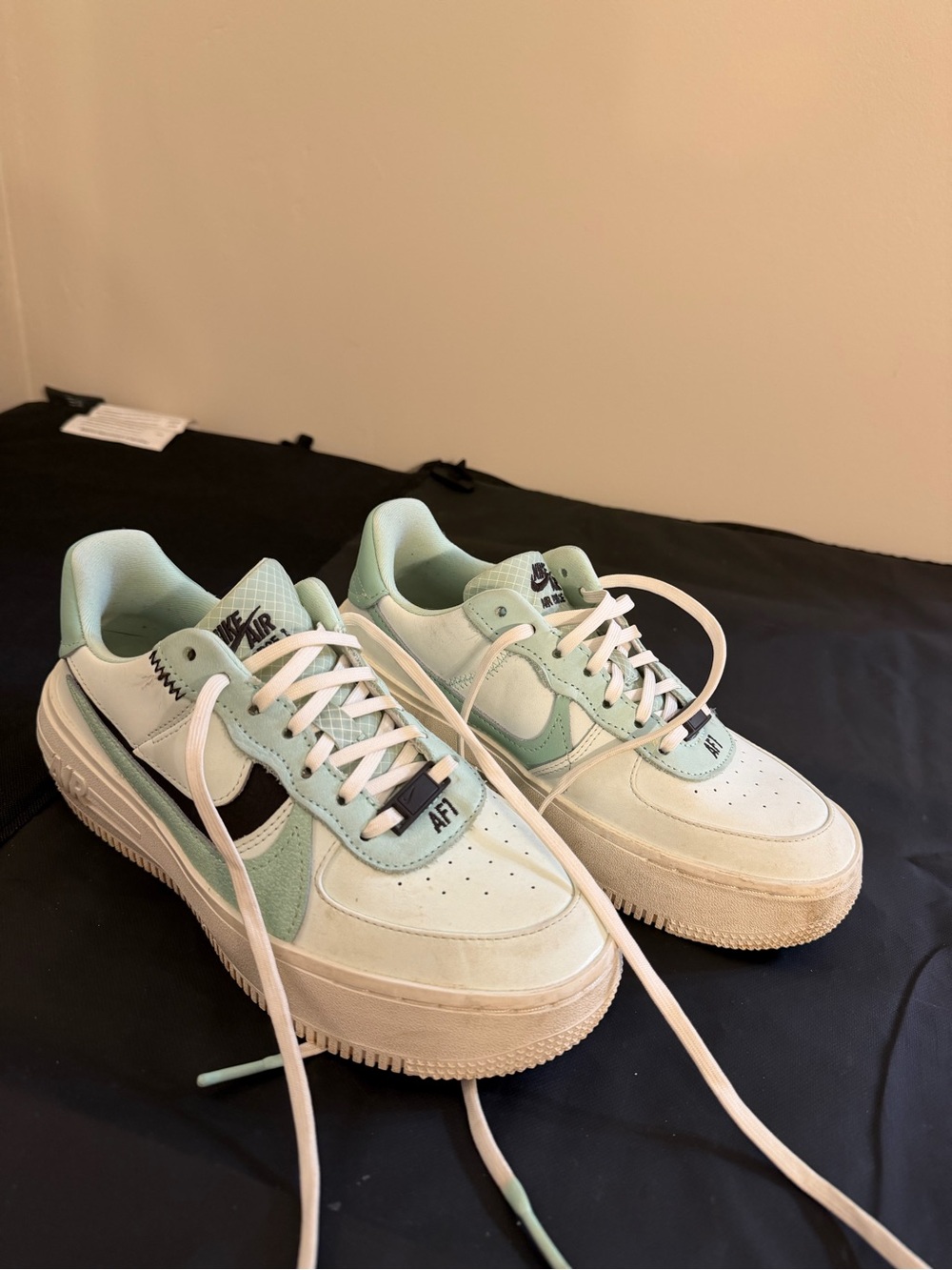 Nike airforce 1 light blue
